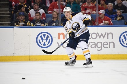 NHL-seura Buffalo Sabresin päävalmentaja ja GM joutuivat lähtemään NHL-seura Buffalo Sabresin päävalmentaja ja GM joutuivat lähtemään