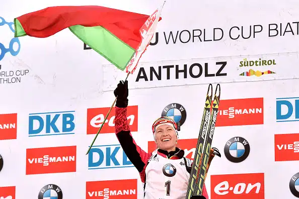Olympiakultamitalisti Darja Domratsheva päättää uransa