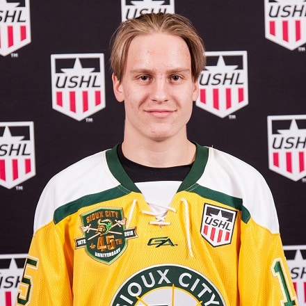 Eeli Tolvanen ja Aapeli Räsänen joutuivat pettymään Eeli Tolvanen ja Aapeli Räsänen joutuivat pettymään