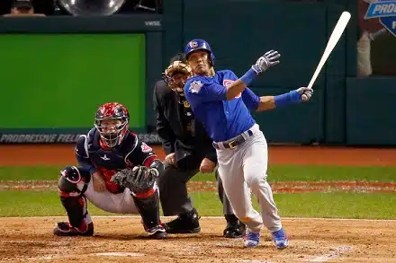 Cubs-tykki löi kuusi juoksua – World Series ratkeaa vasta seitsemännessä ottelussa