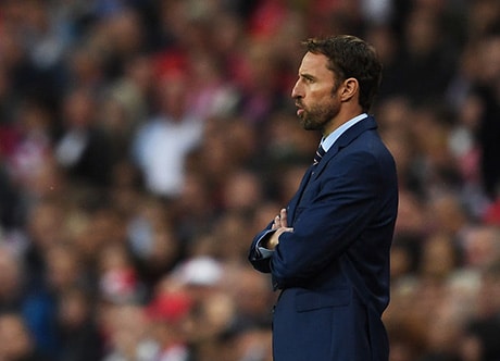 Gareth Southgate nimitettiin Englannin maajoukkueen valmentajaksi Gareth Southgate nimitettiin Englannin maajoukkueen valmentajaksi