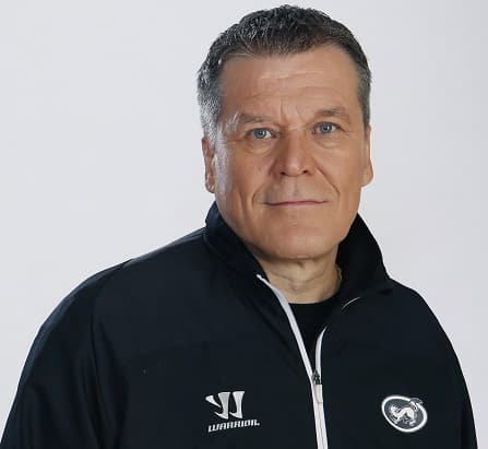 Kai Suikkanen iloitsi Ylelle: "Oltiin kansakoulun tillilihaa" Kai Suikkanen iloitsi Ylelle: ”Oltiin kansakoulun tillilihaa”