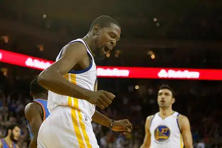 NBA:n pudotuspelit tylsää katsottavaa? – supertähti puolustautuu