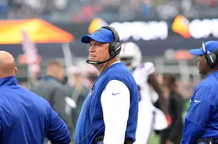 Joukkueelta meni playoff-paikka, NFL-luotsilta työpaikka