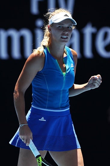Wozniacki vakuuttavasti kolmannelle kierrokselle