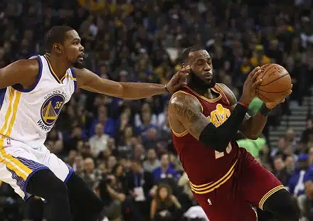 NBA yrittää laittaa pelaajien lepuuttamisen kuriin