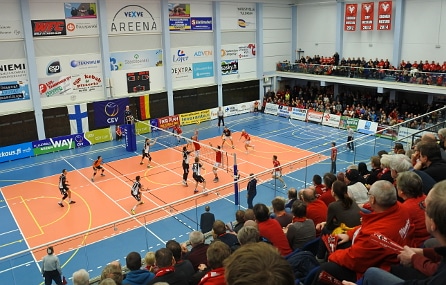 Amerikkalainen tähdistöpelaaja teki sopimuksen Mestaruusliigaan Amerikkalainen tähdistöpelaaja teki sopimuksen Mestaruusliigaan