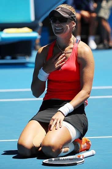 34-vuotiaan veteraanin satutarina jatkuu Melbournessa, seuraavaksi vastaan Serena Williams