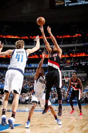 Portland Trail Blazers voittoon jännitysnäytelmässä