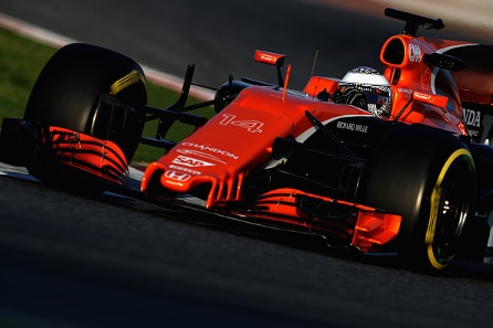 McLaren laittoi aika-ajoissa tahallaan "läskiksi" McLaren laittoi aika-ajoissa tahallaan ”läskiksi”