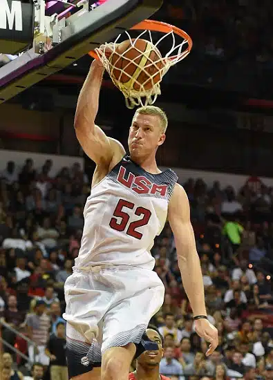 Maailmanmestari ja bosnialaissentteri vaihtoivat paikkaa NBA:ssa