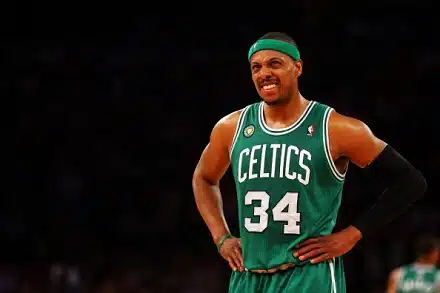 Boston jatkoi voittoputkeaan – Celtics-legenda jätti jäähyväiset vanhalle kotiparketilleen
