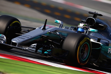 Valtteri Bottas pääsi irti - jäi sekuntikaupalla Räikkösestä Valtteri Bottas pääsi irti – jäi sekuntikaupalla Räikkösestä