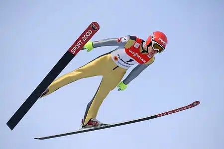 Mäkihypyn maailmancup: Antti Aalto hyppäsi 207,5 metriä, ei jatkoon