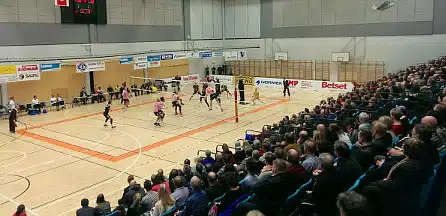 Kokkolan Tiikereille amerikkalaisvahvistus, Etta värväsi passarin