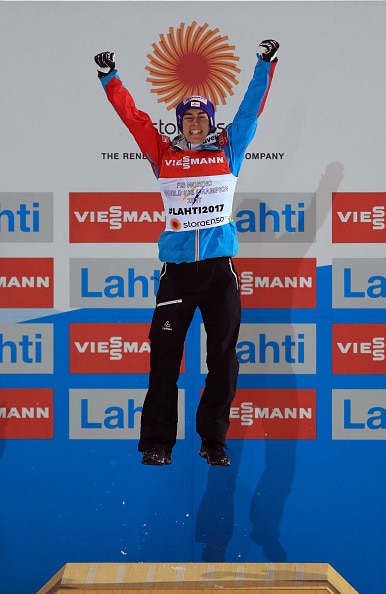 Mäkihypyn maailmancup huipentui Stefan Kraftin mahtinäytökseen
