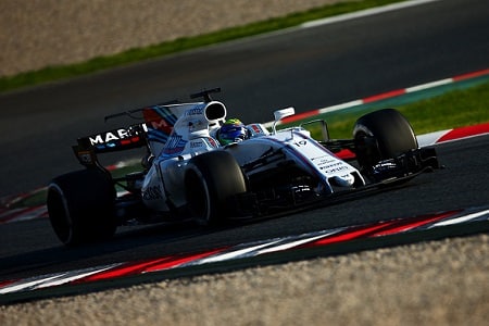 F1-talli tarjoaa faneilleen upean elämyksen F1-talli tarjoaa faneilleen upean elämyksen