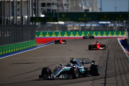 Formula ykkösiin vaaditaan budjettikattoa Formula ykkösiin vaaditaan budjettikattoa