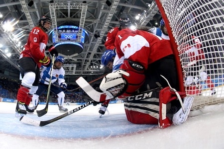 Ensimmäinen jääkiekon olympiajoukkue nimetty Ensimmäinen jääkiekon olympiajoukkue nimetty
