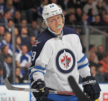 Lähde: Todella kova kauppa vireillä! Patrik Laine kaupataan toiseen NHL-seuraan? Lähde: Todella kova kauppa vireillä! Patrik Laine kaupataan toiseen NHL-seuraan?