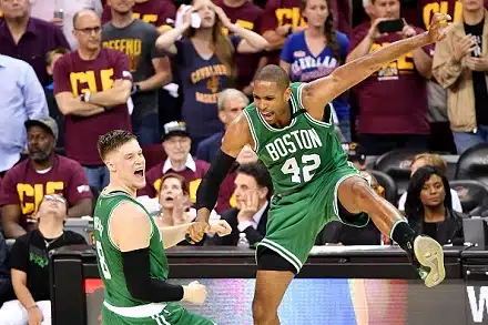 NBA-draftin kaupat voivat horjuttaa liigan voimasuhteita