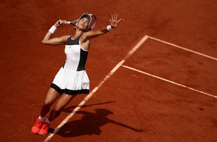 Sharapovan pelit päättyivät – Muguruza välieriin
