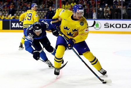 Tutkimus: Jääkiekko on edelleen Suomen kiinnostavin laji, e-urheilu nousi ykköseksi nuorten miesten keskuudessa