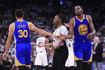 NBA-tähti Durant joutui laskemaan palkkaansa