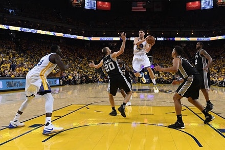 NBA-tähti loukkaantui – pitkä sairausloma odottaa