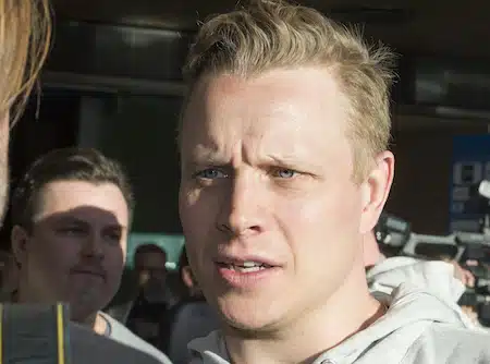 Tuttu someraivo repesi - Leijonien konkaria pilkataan karulla tavalla Tuttu someraivo repesi – Leijonien konkaria pilkataan karulla tavalla