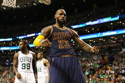 ESPN: LeBron James yhä NBA:n paras pelaaja