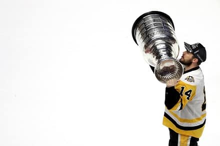 Yli tuhat NHL-ottelua pelannut hyökkääjä päättää uransa Yli tuhat NHL-ottelua pelannut hyökkääjä päättää uransa