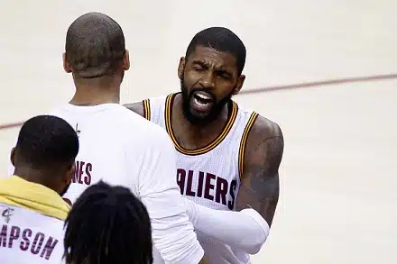 Clevelandin kolmosjuhla venytti NBA-kautta