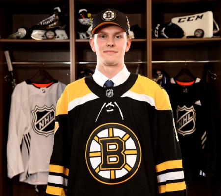 Bruins-luotsi: "Siitä on jonkun aikaa" - nuorten MM-jäille lähtevä Urho Vaakanainen ollut sivussa kaksi kuukautta Bruins-luotsi: ”Siitä on jonkun aikaa” – nuorten MM-jäille lähtevä Urho Vaakanainen ollut sivussa kaksi kuukautta