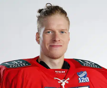 Liigan pronssiottelu alkoi unisesti – HIFK-veskarin torjuntamäärä kertoo paljon