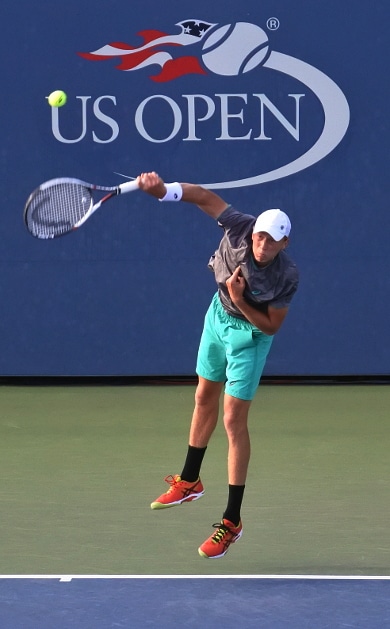 Suomen tennishaastajille tuplavoitto: Emil Ruusuvuori ja Patrik Niklas-Salminen jatkoon