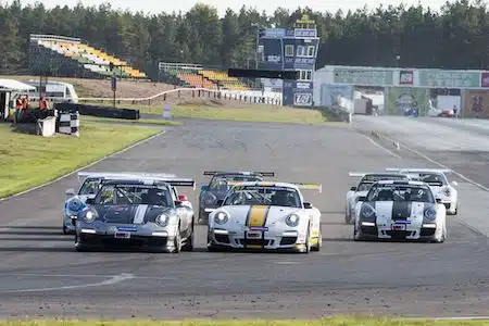 Rautiainen voittoon Porsche GT -luokassa – ”Oli todellista kisailua”