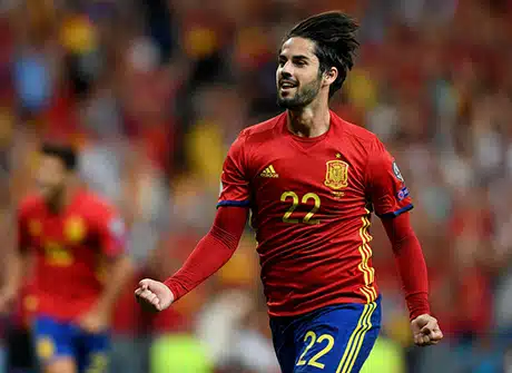 MM-kisoissa huimaa draamaa! Espanja ja Portugali nappasivat jatkopaikat