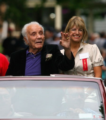 Legendaarinen nyrkkeilijä Jake LaMotta on kuollut