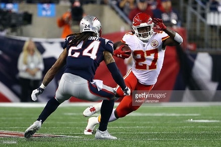 Kansas Cityn tulokaspelaaja hurjassa iskussa – Super Bowl -mestari sai turpaansa NFL-kauden avausottelussa