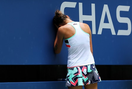 Huippupelaajia katsomoon WTA-kisassa Yhdysvalloissa