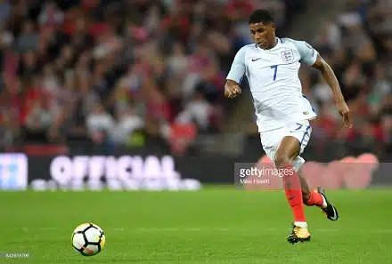 ”Hän osoitti paljon luonnetta” – Marcus Rashford syntipukista sankariksi