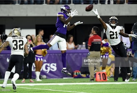 Minnesota Vikingsin laitahyökkääjä ratkaisi kahdella touchdownilla juuri ennen taukoa