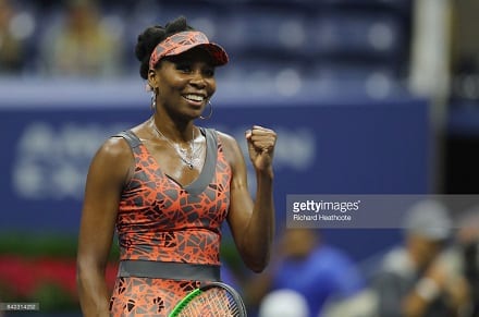 Venus avasi vakuuttavasti – WTA-lopputurnauksen paikasta taistelu