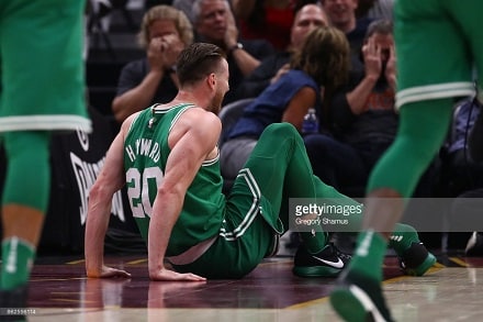 Karmea loukkaantuminen – Boston Celticsin huippuhankinnan nilkka murtui