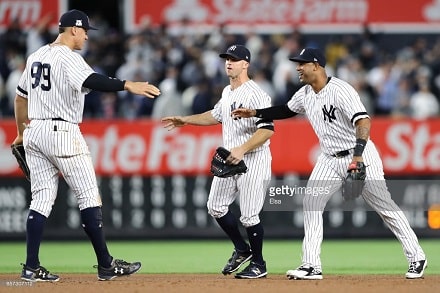 Baseballin ensimmäinen playoff-kierros paketissa