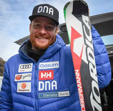 Ranskalaiset alppitähdet tuulettivat podiumilla miesten suurpujottelun maailmancupavauksessa Söldenissä