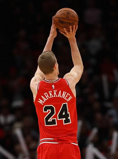 Lauri Markkanen teki 15 pistettä – Chicagolle kolmas peräkkäinen tappio