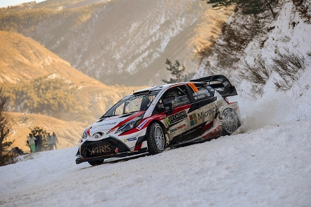 Jari-Matti Latvala tiukassa paikassa Monte Carlon MM-rallin avauspäivänä – ”Keskittyminen häiriintyi”