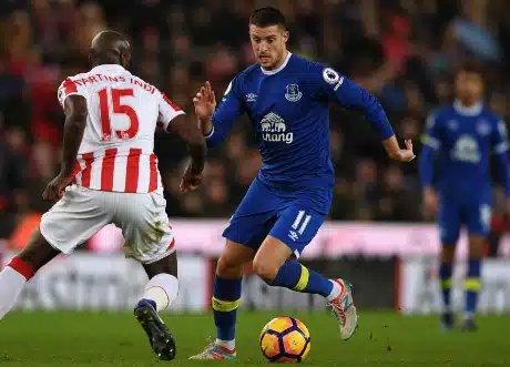 Evertonin laituri takaisin Kreikkaan